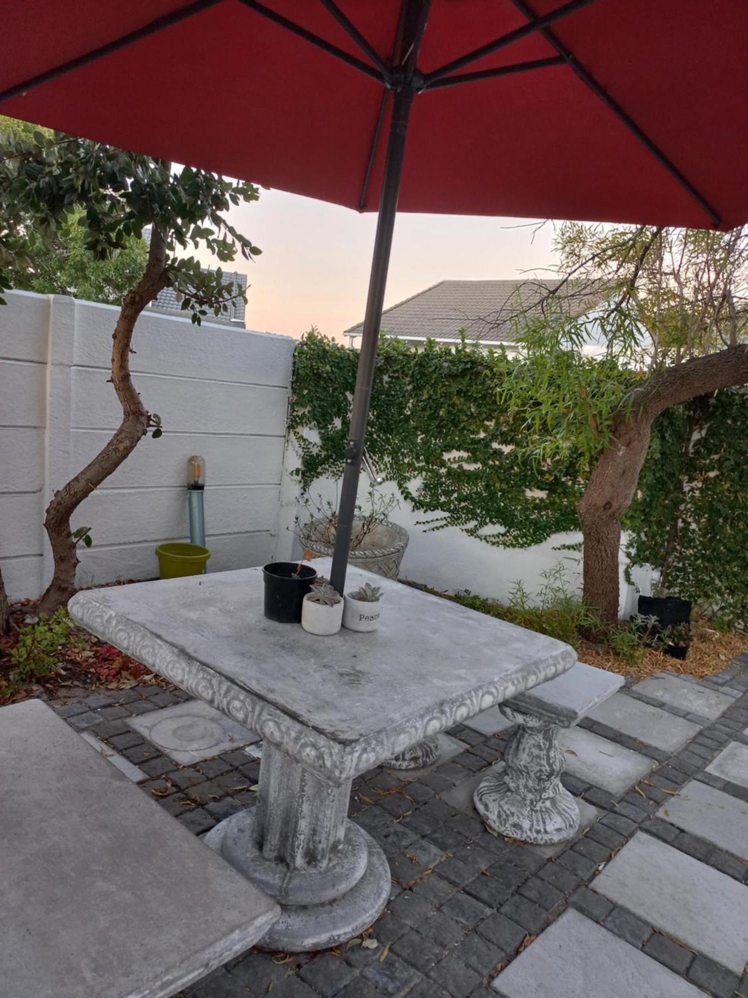 Freys 1 * Cape Town